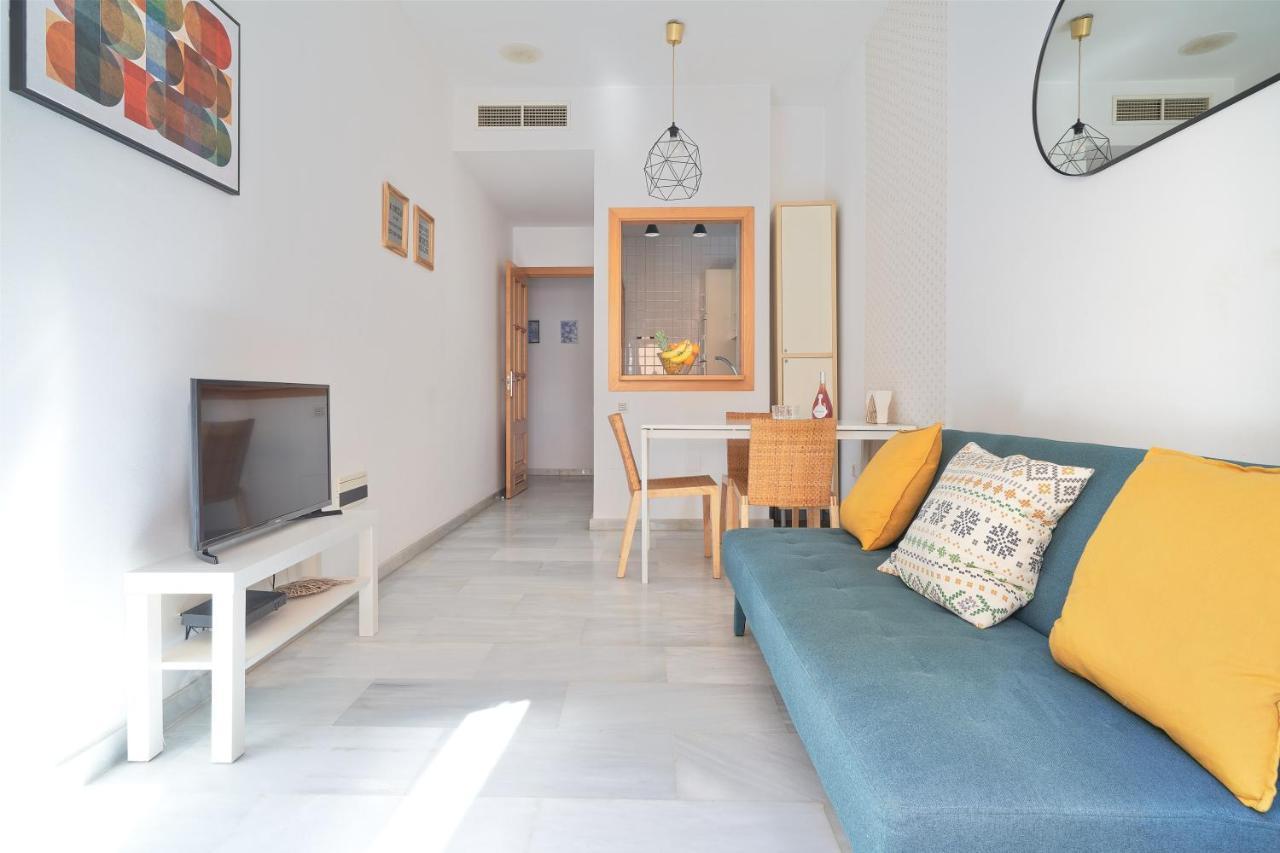 Apartamento En El Centro, Tranquilo Y Luminoso Malaga Luaran gambar