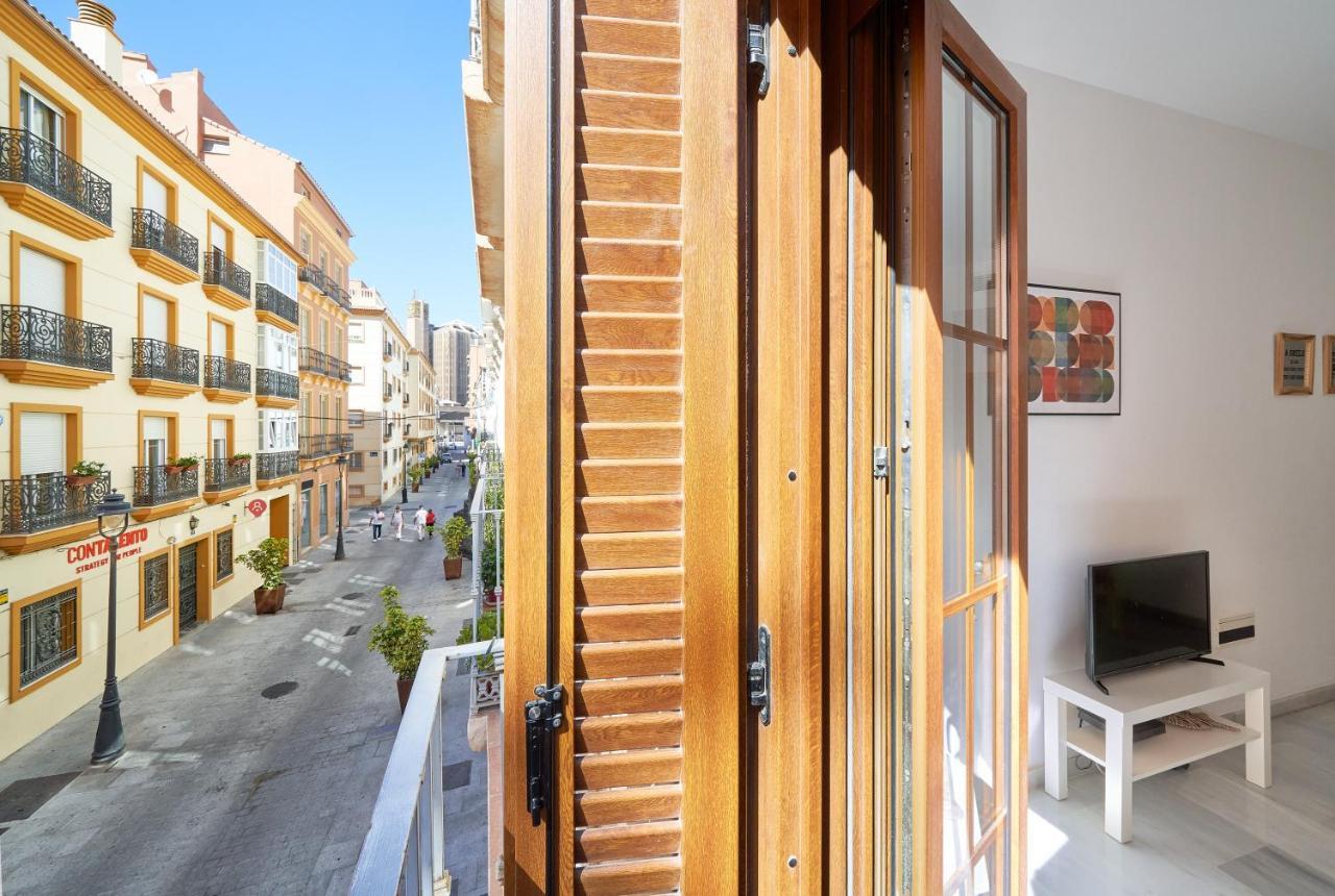 Apartamento En El Centro, Tranquilo Y Luminoso Malaga Luaran gambar