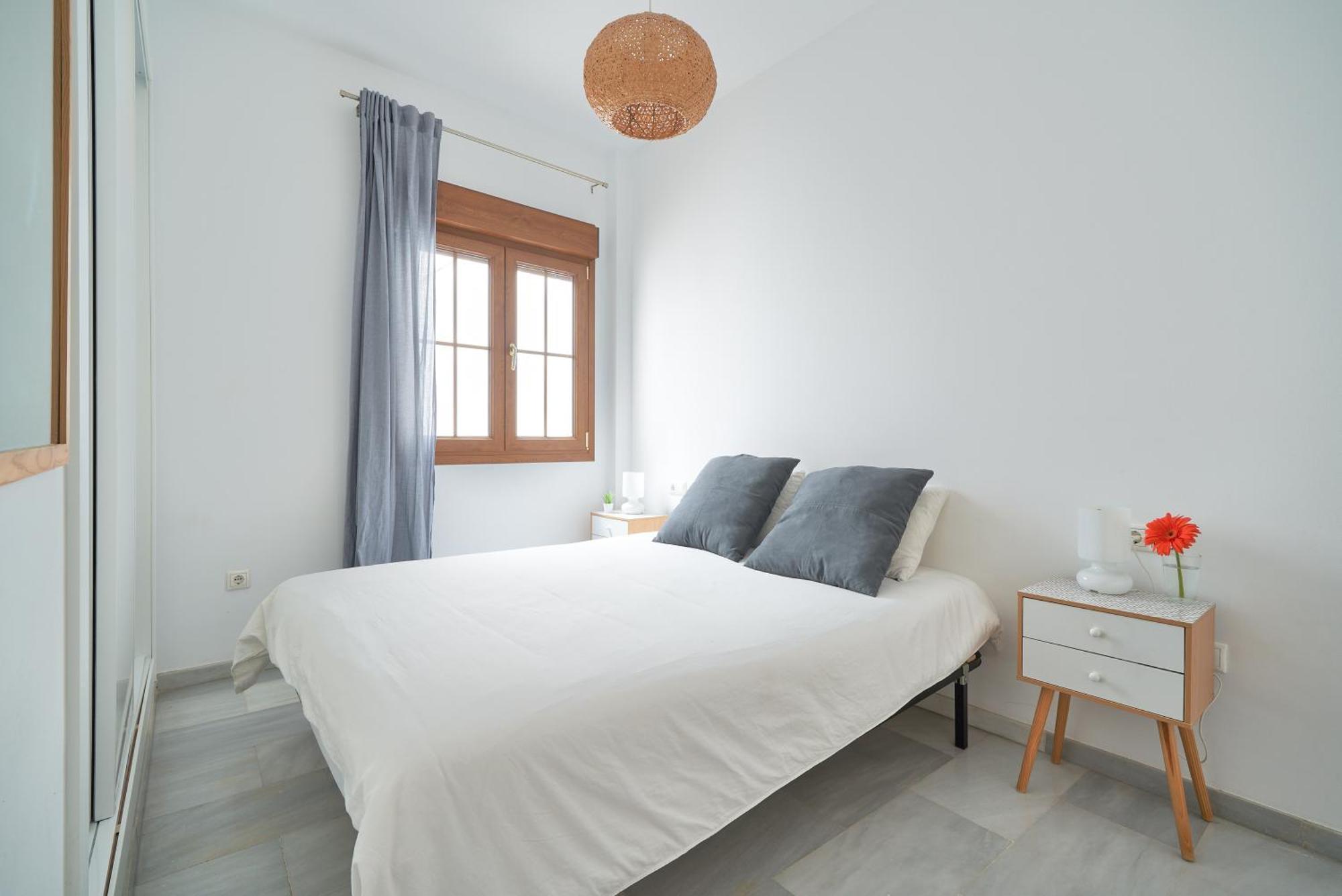 Apartamento En El Centro, Tranquilo Y Luminoso Malaga Luaran gambar