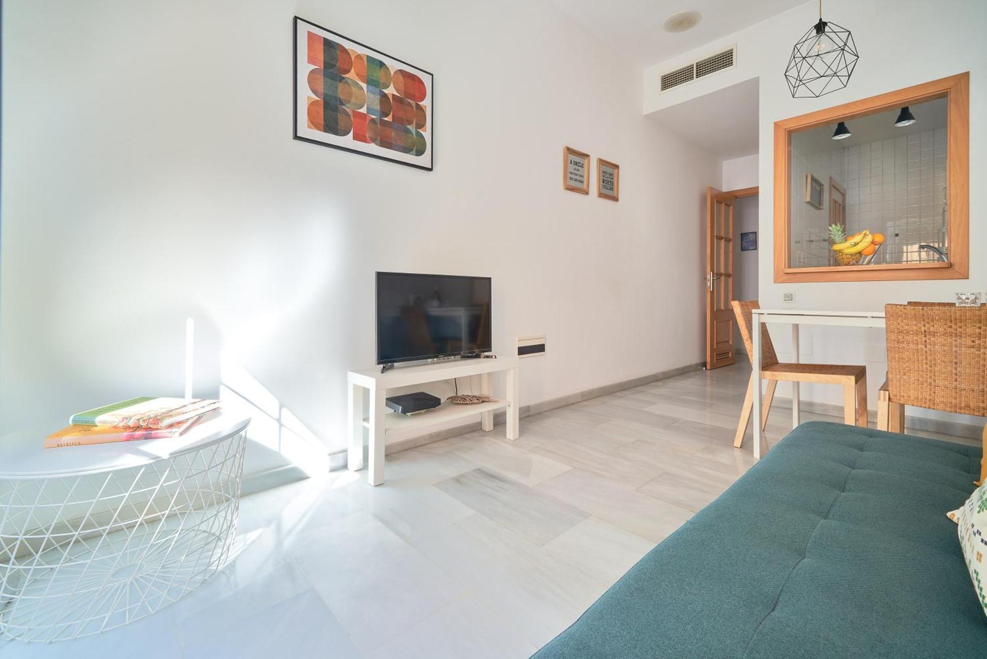 Apartamento En El Centro, Tranquilo Y Luminoso Malaga Luaran gambar