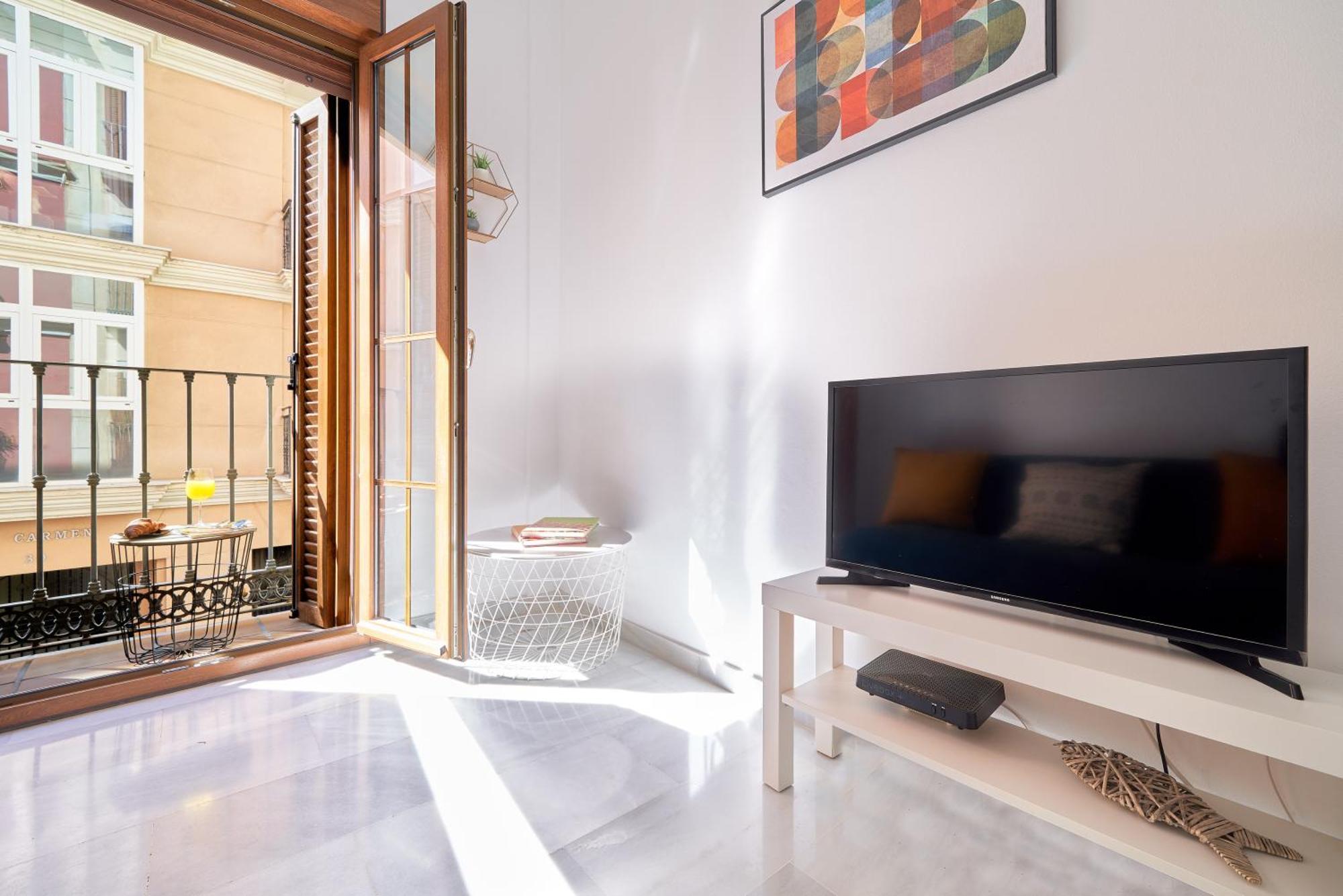Apartamento En El Centro, Tranquilo Y Luminoso Malaga Luaran gambar